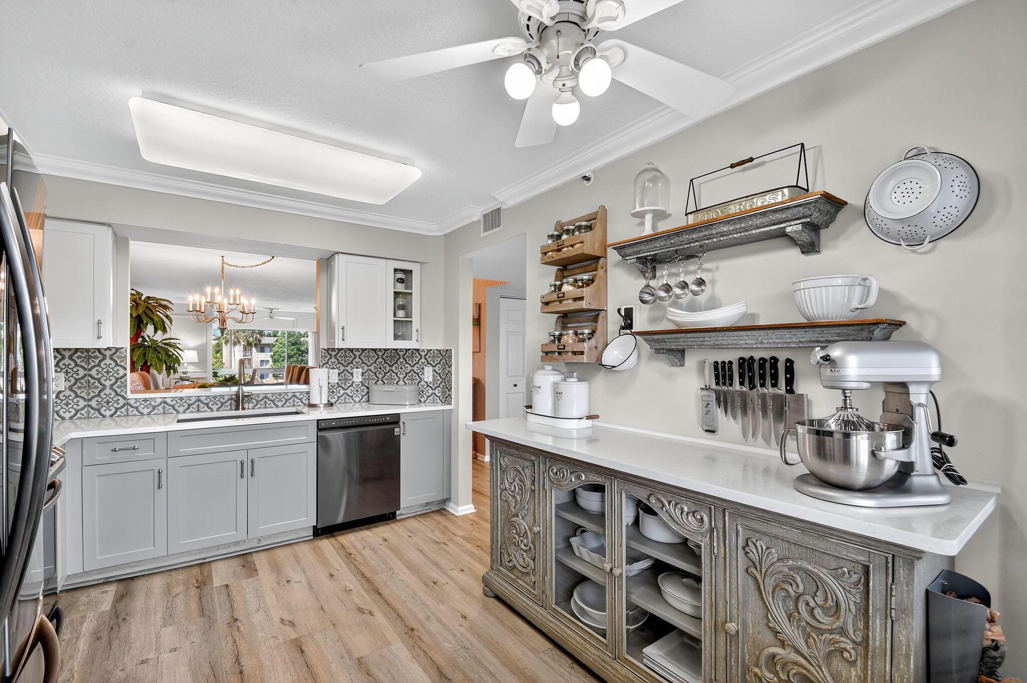 Coral Lakes - Residential