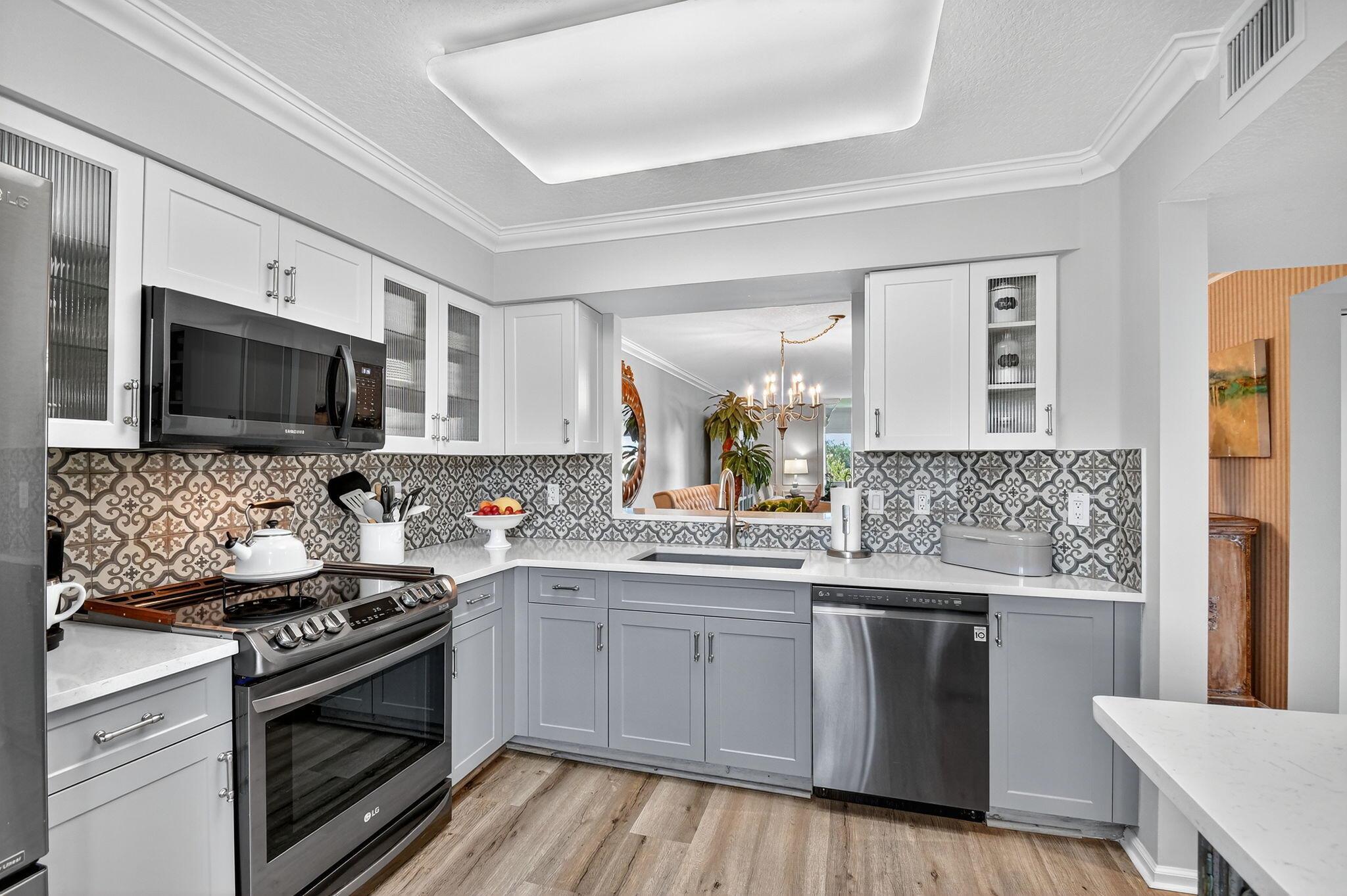 Coral Lakes - Residential