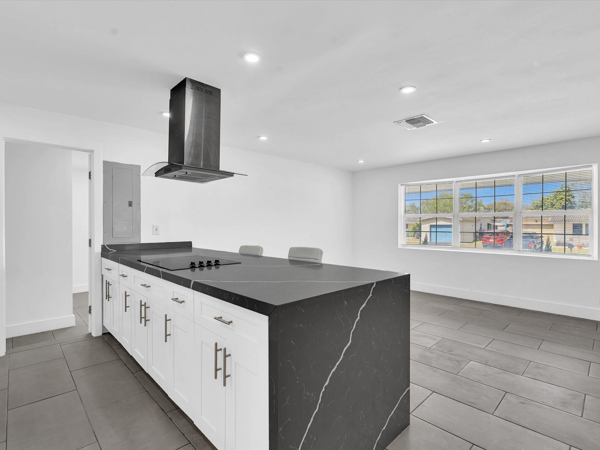 Stirling Lake 48-45 B - Residential