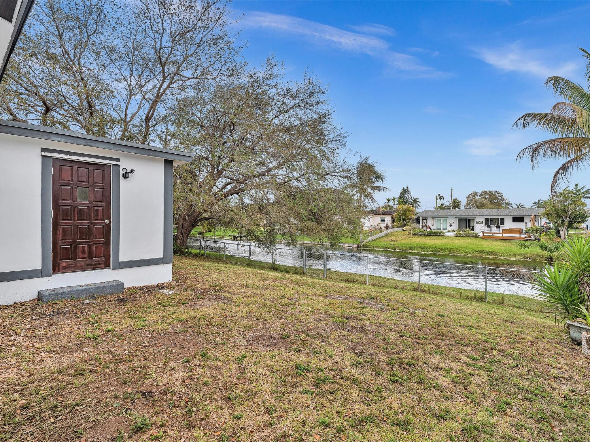 Stirling Lake 48-45 B - Residential