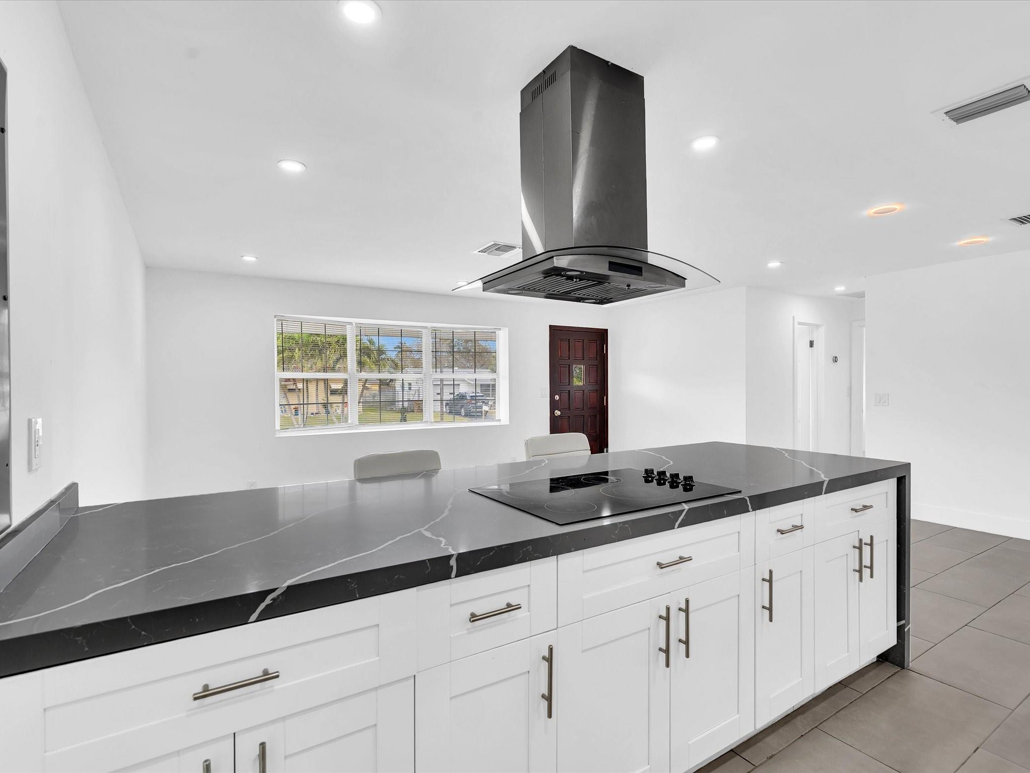 Stirling Lake 48-45 B - Residential