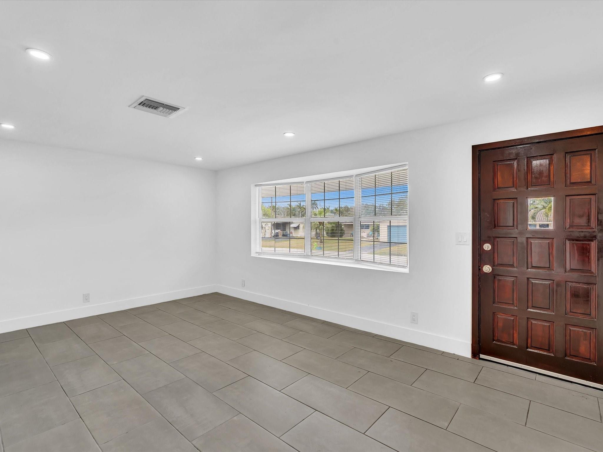 Stirling Lake 48-45 B - Residential