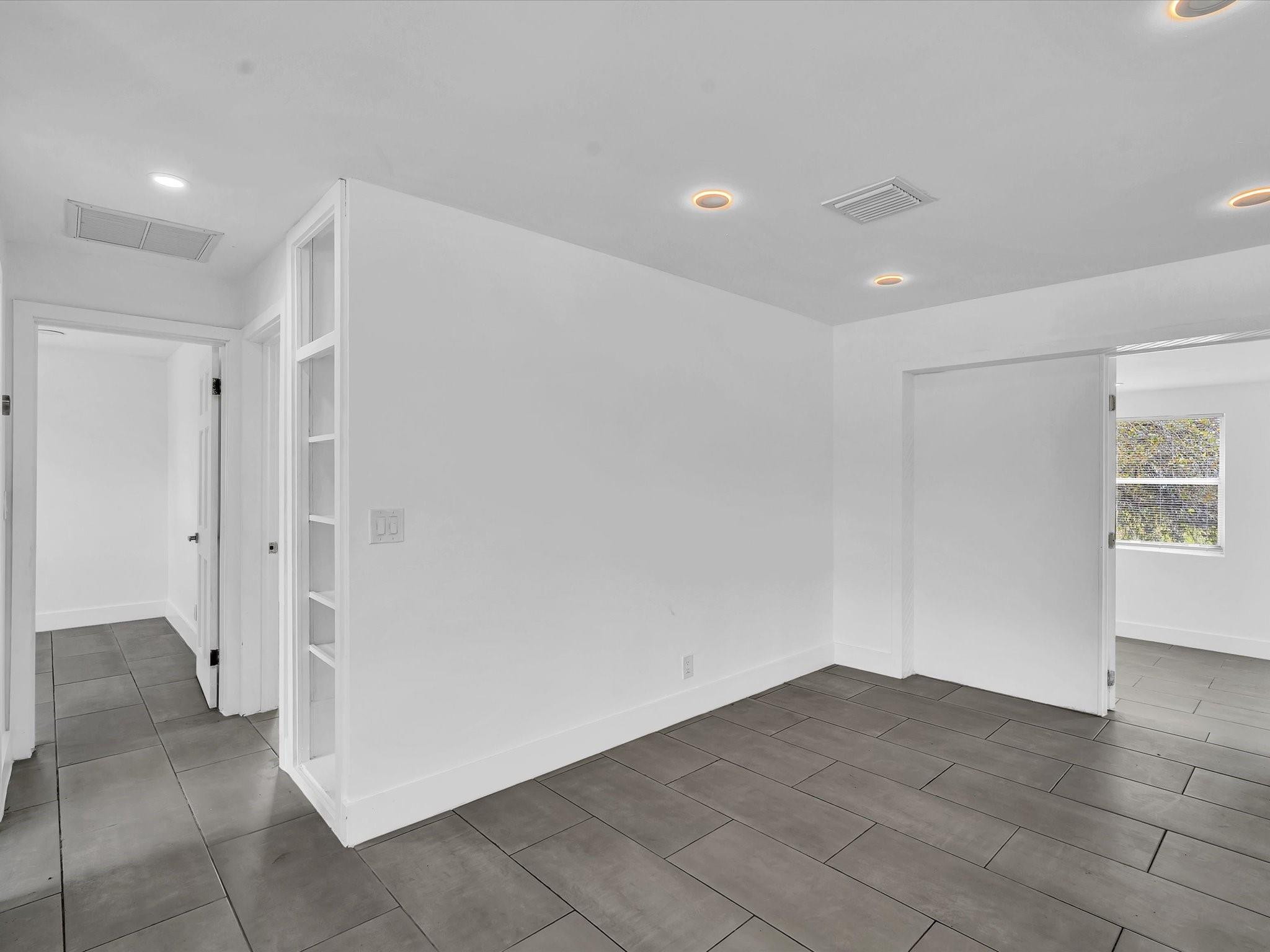 Stirling Lake 48-45 B - Residential