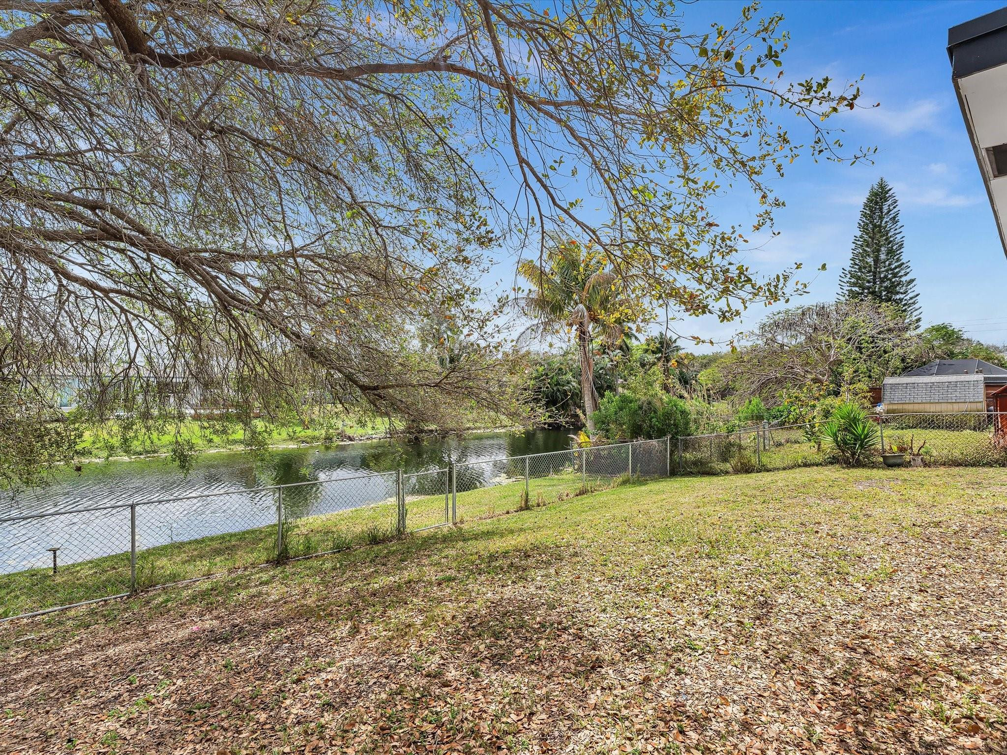 Stirling Lake 48-45 B - Residential