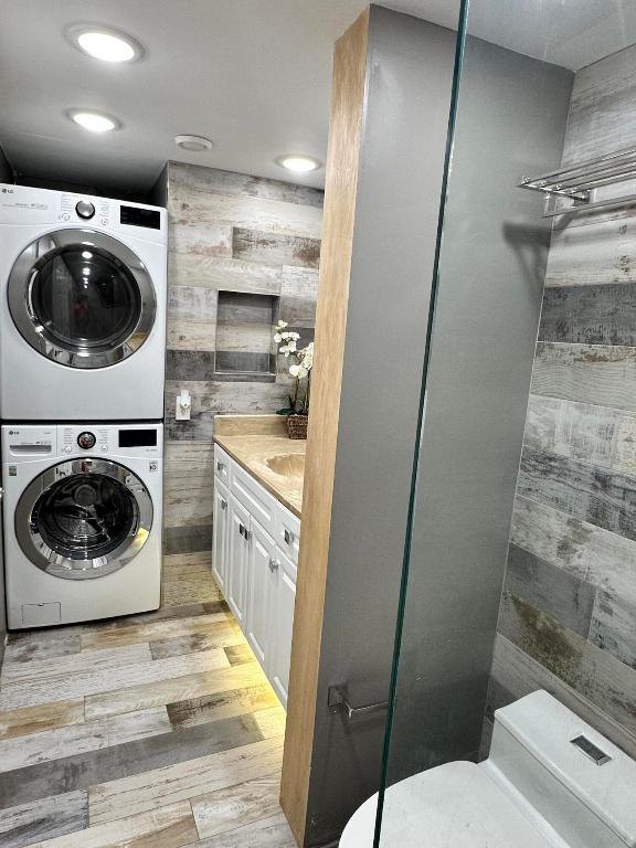 KINGS POINT PIEDMONT CONDOS - Residential