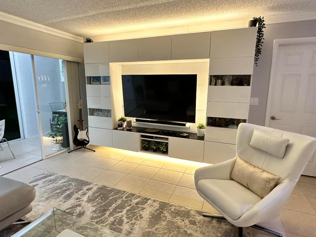 KINGS POINT PIEDMONT CONDOS - Residential