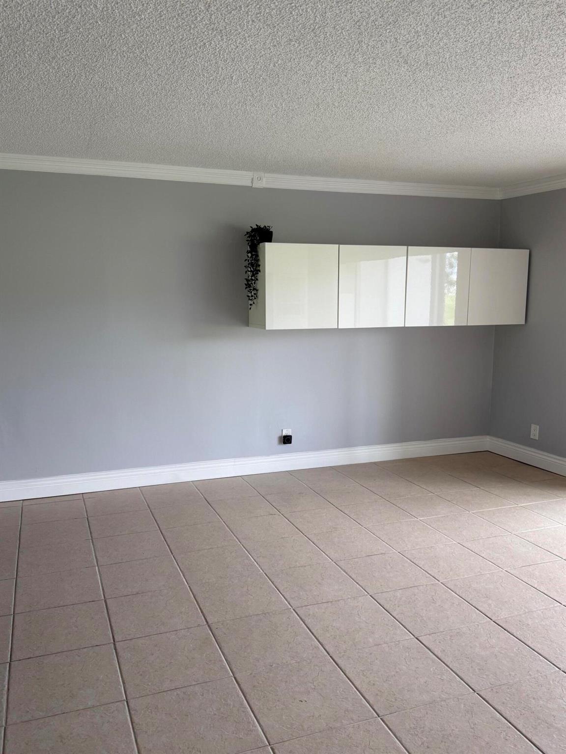 KINGS POINT PIEDMONT COND - Residential