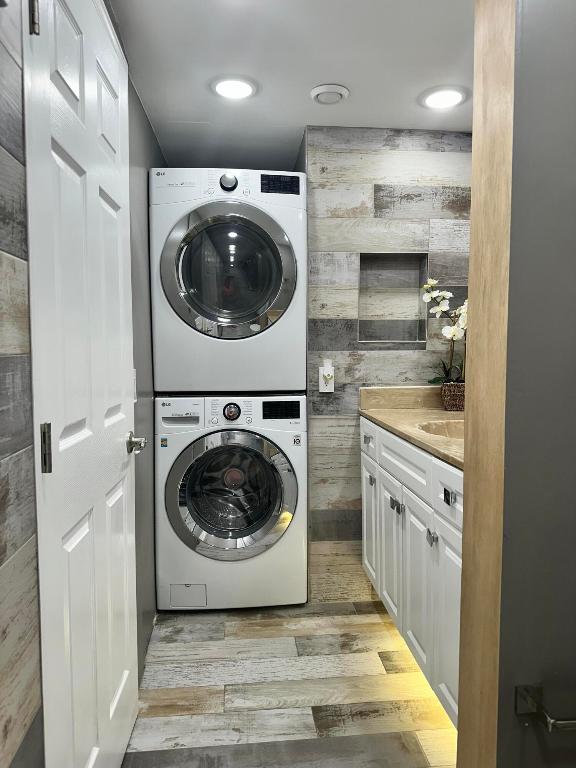 KINGS POINT PIEDMONT CONDOS - Residential