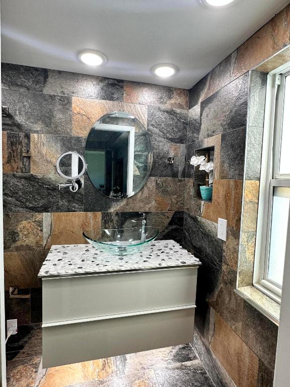 KINGS POINT PIEDMONT CONDOS - Residential