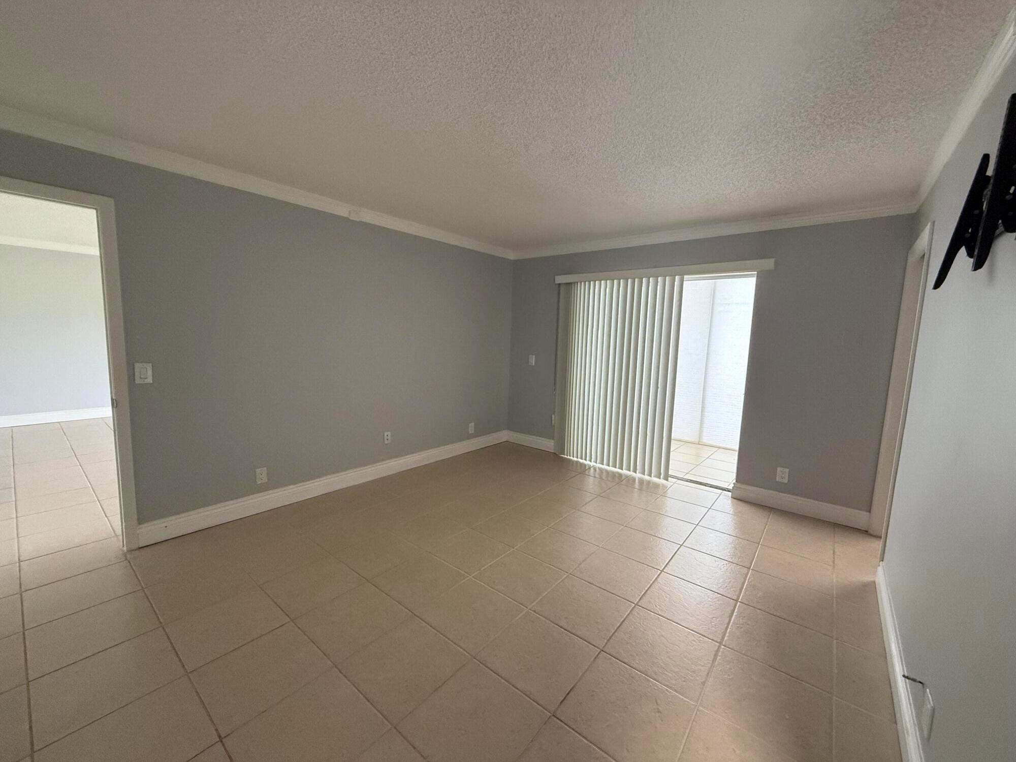 KINGS POINT PIEDMONT COND - Residential