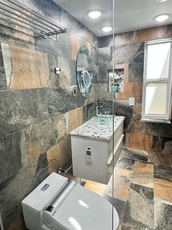 KINGS POINT PIEDMONT CONDOS - Residential