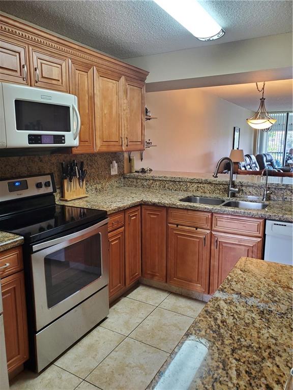 CORAL GATE - Residential