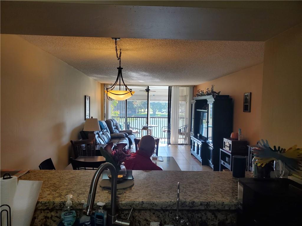 CORAL GATE - Residential