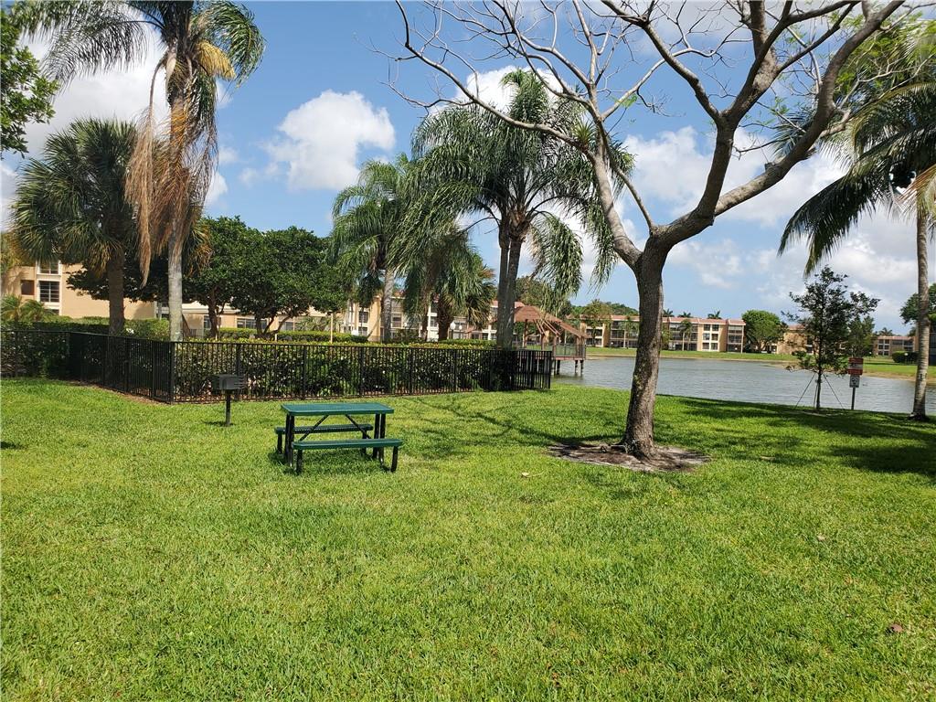 CORAL GATE - Residential