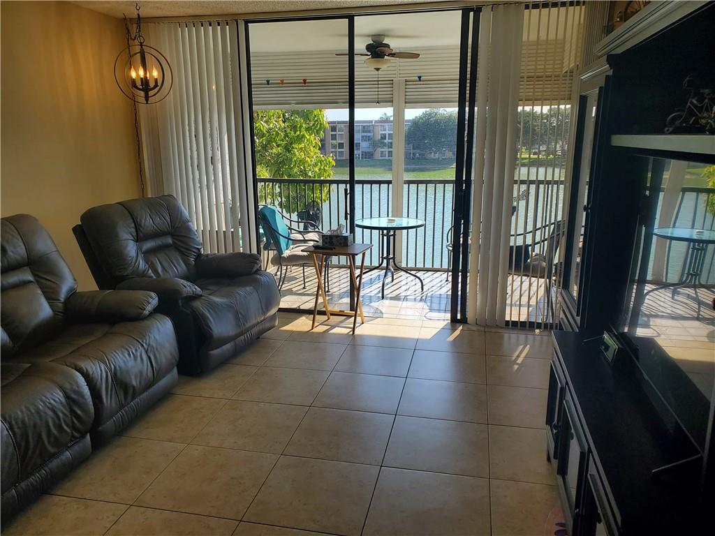 CORAL GATE - Residential