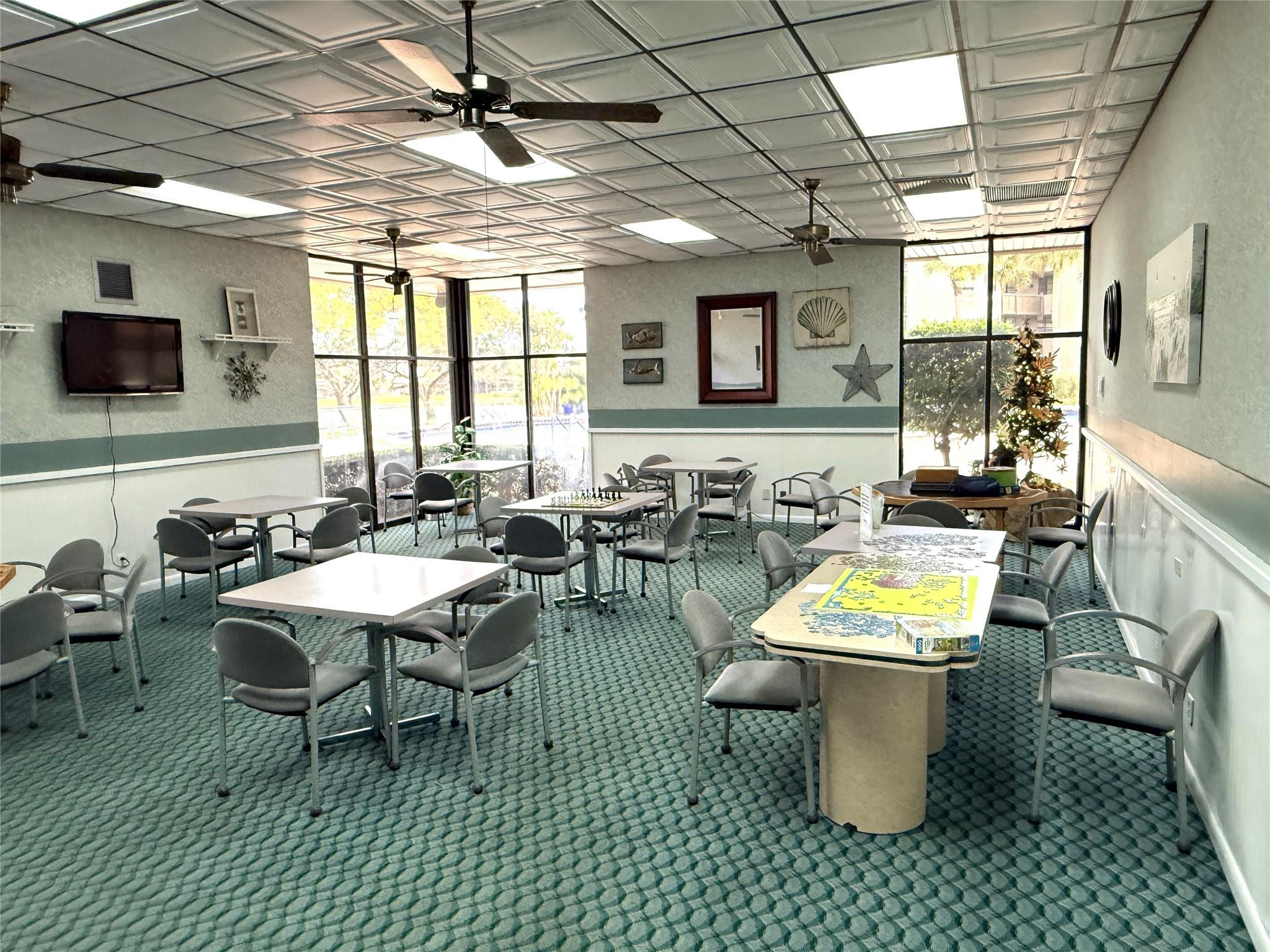 COLONY POINT 4 CONDO - Residential