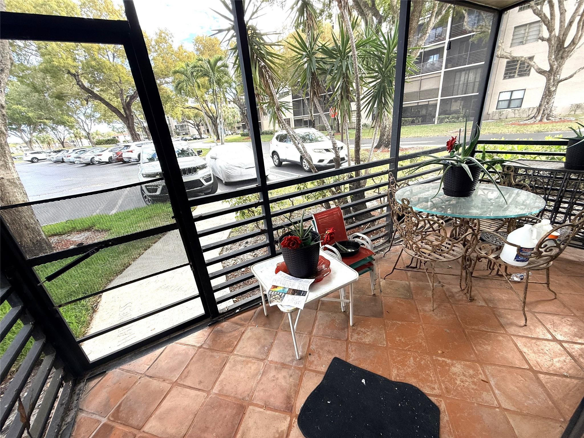 COLONY POINT 4 CONDO - Residential