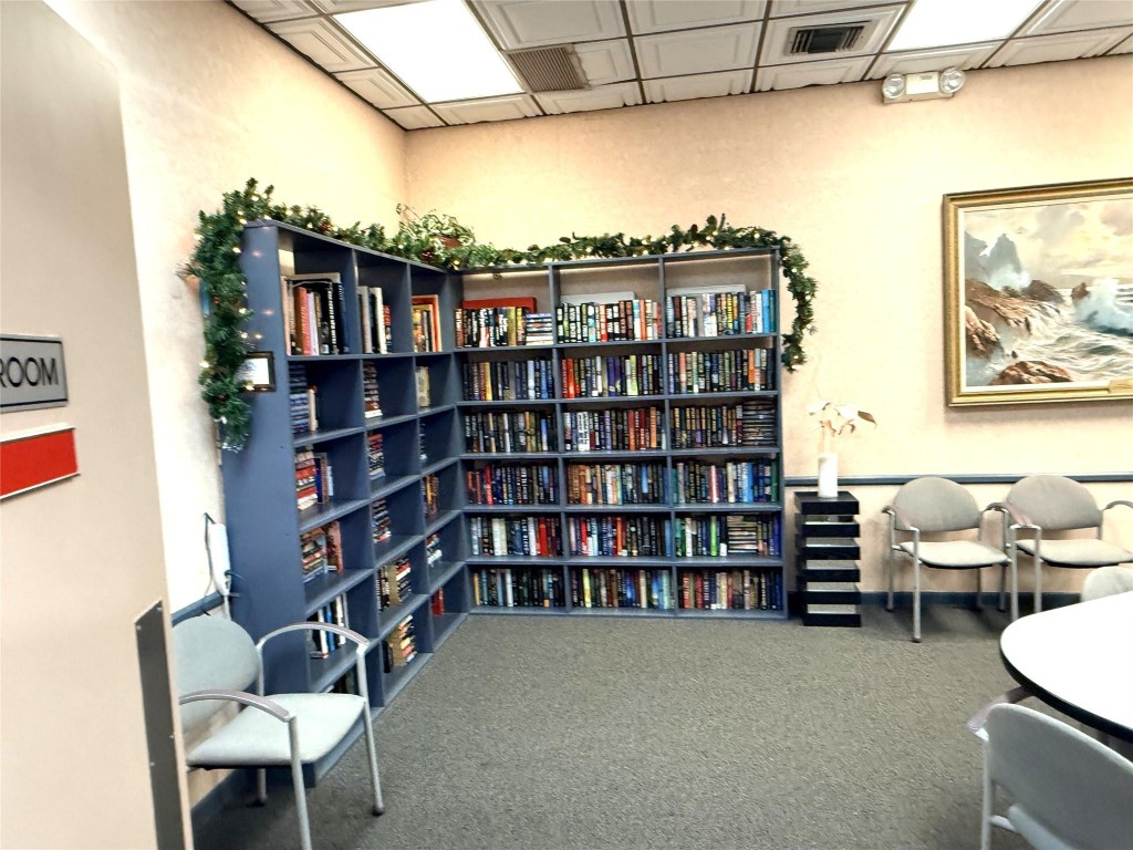 COLONY POINT 4 CONDO - Residential