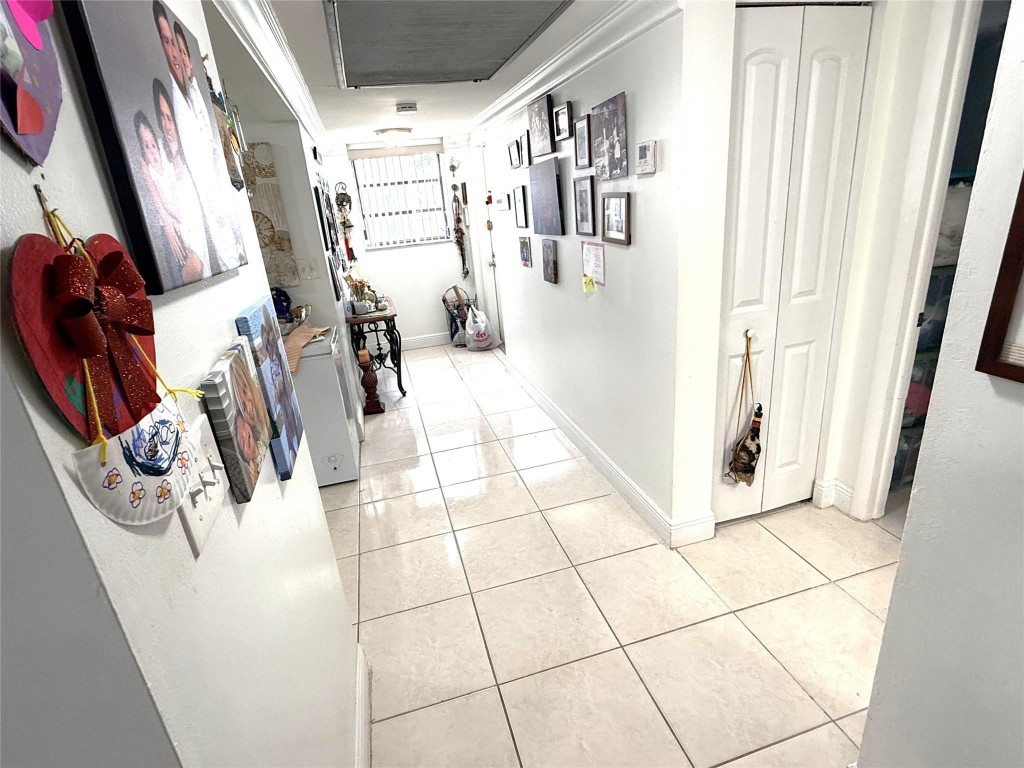 COLONY POINT 4 CONDO - Residential