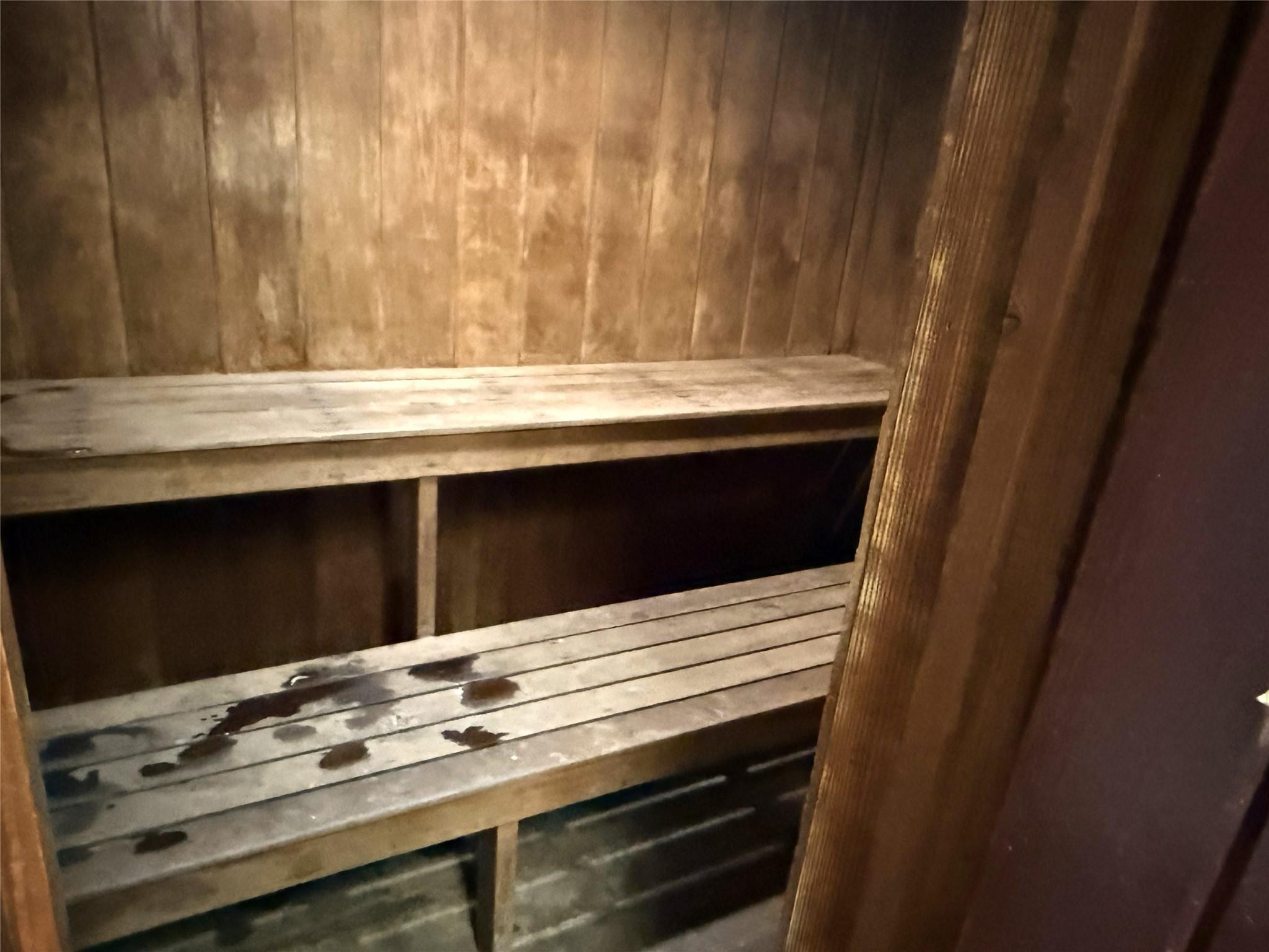 COLONY POINT 4 CONDO - Residential