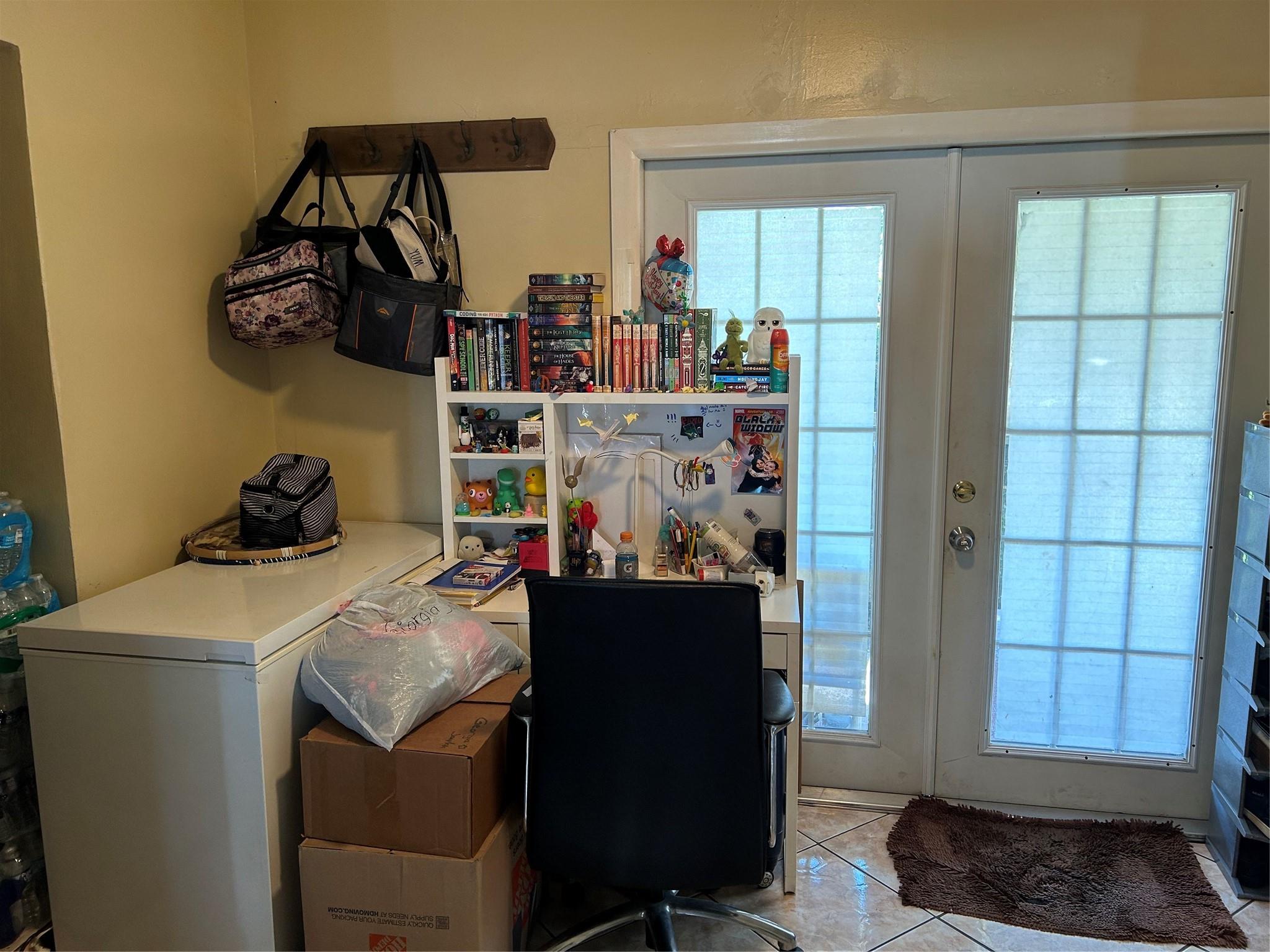 Everglades Park 31-22 B - Residential Income