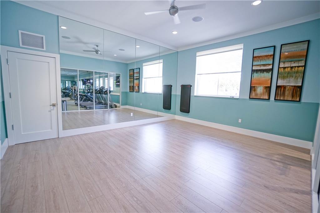 Metropolitan Wilton Manor - Residential Lease