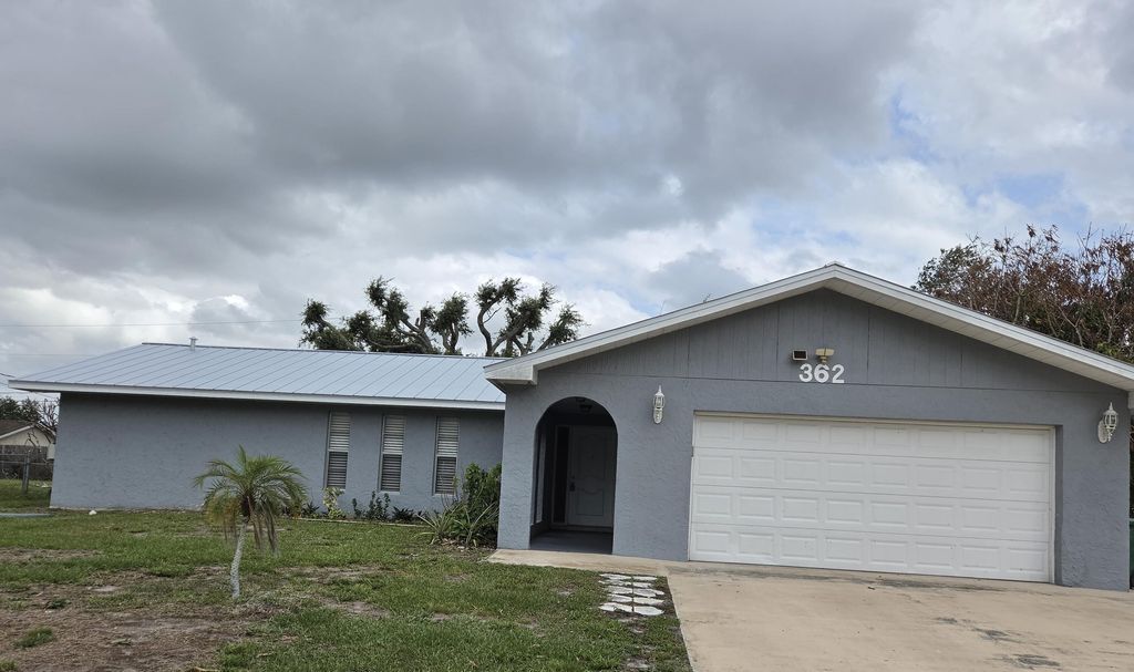 Photo of 362 SW Thornhill Drive, Port Saint Lucie, FL 34984 (MLS # B26024719)