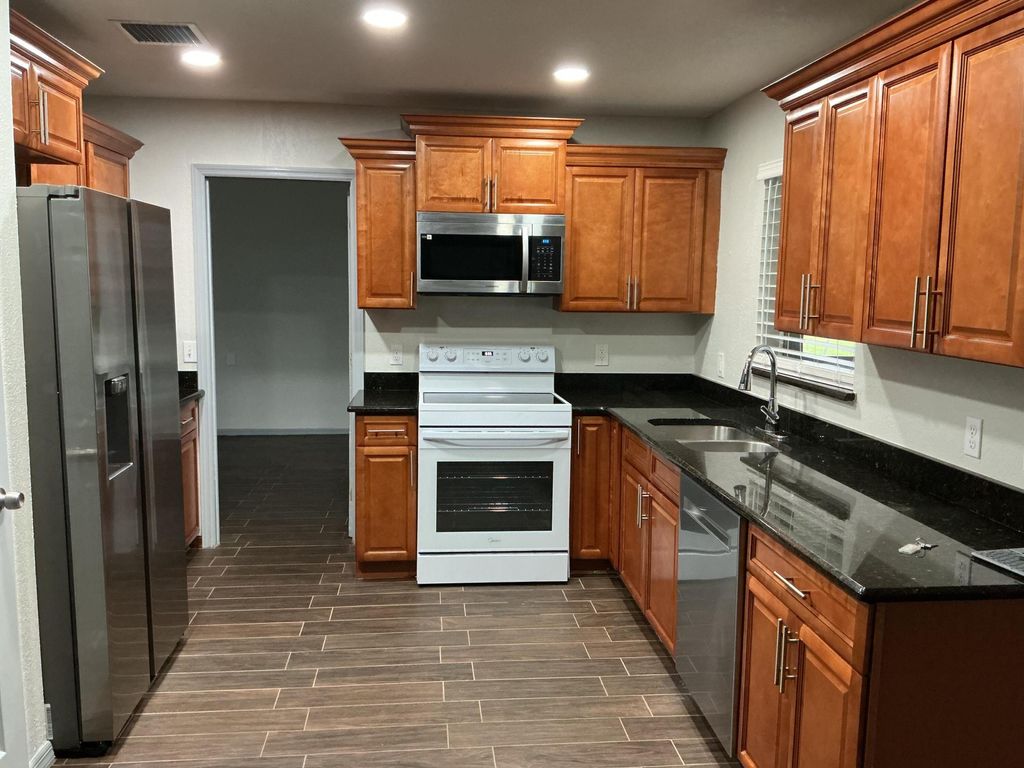 Photo of 362 SW Thornhill Drive, Port Saint Lucie, FL 34984 (MLS # B26024719)