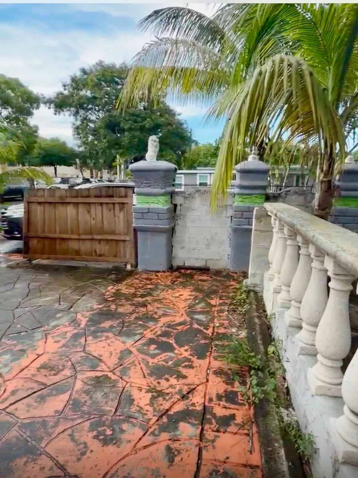 1450 NW 116th Terrace