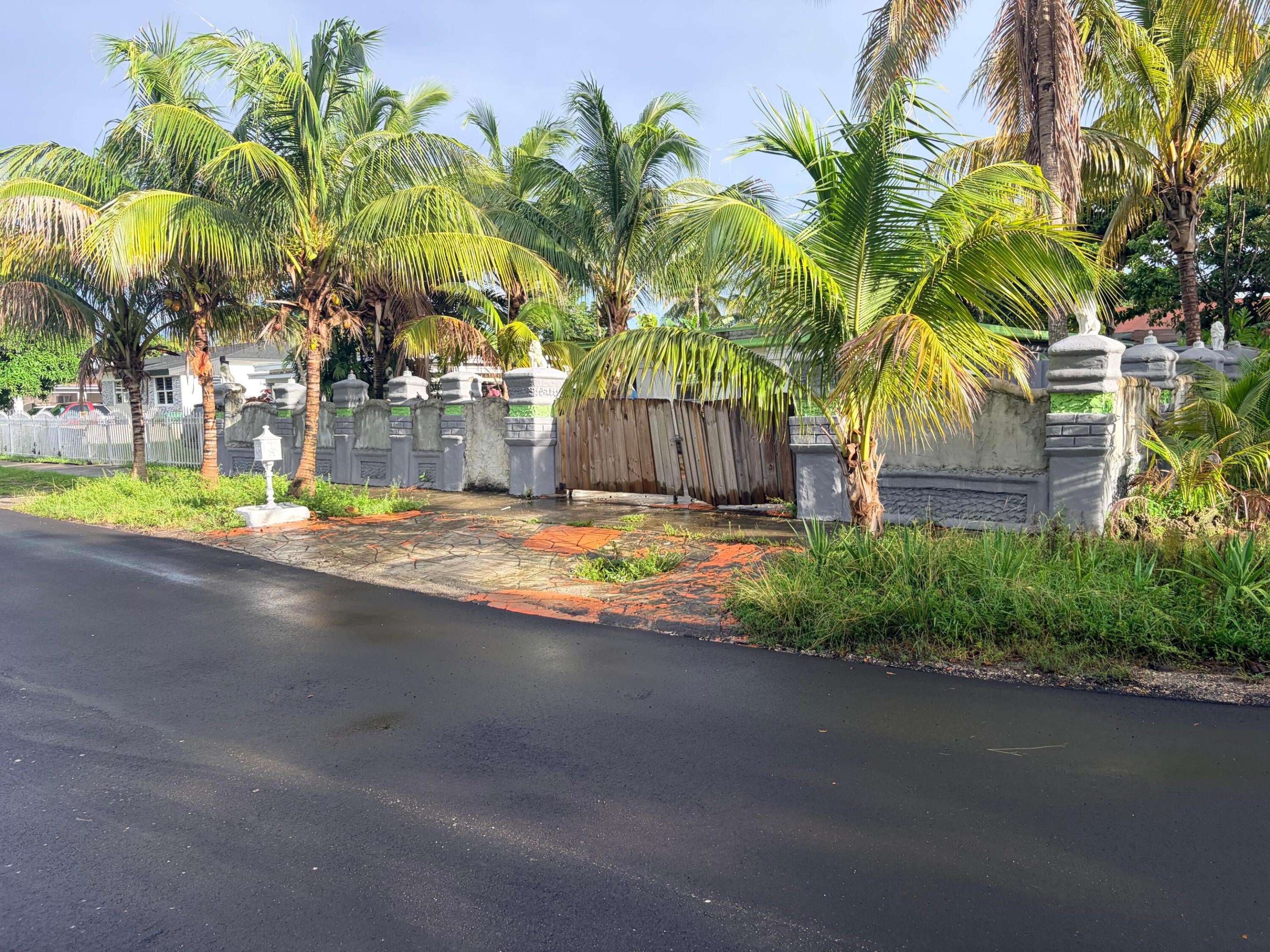 1450 NW 116th Terrace