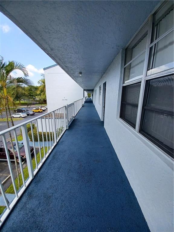 PALM SPRINGS 2 - Residential