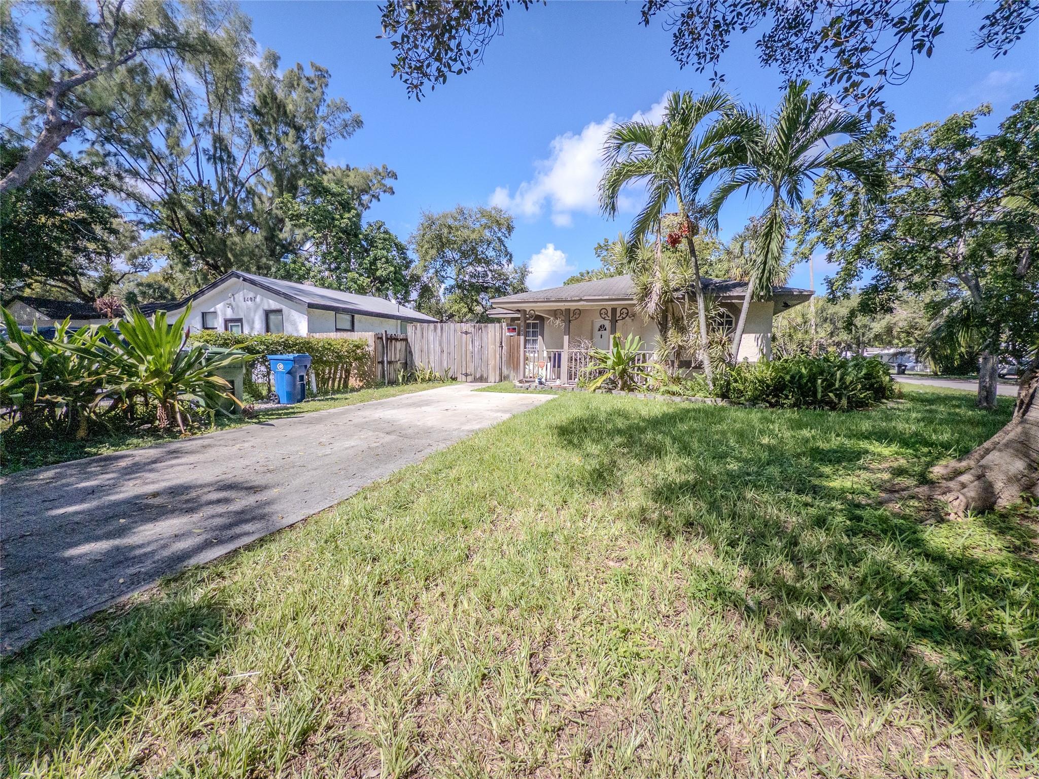 Hibiscus Gardens 10-1 B - Residential