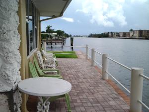 CROWN COLONY CLUB - Residential