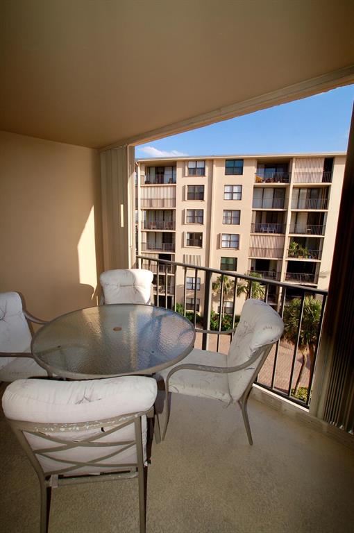 Palm Beach Harbour Club - Residential Lease