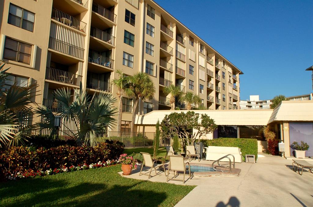 Palm Beach Harbour Club - Residential Lease