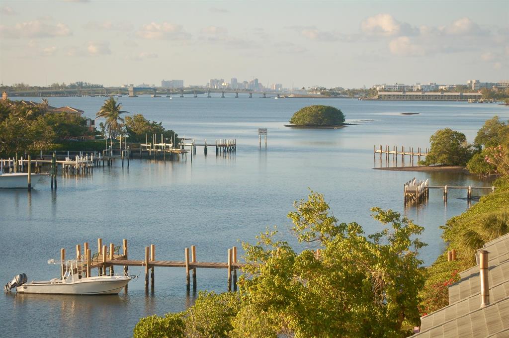 Palm Beach Harbour Club - Residential Lease