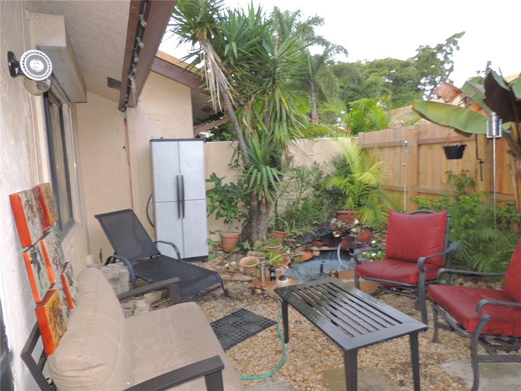 Pines of Oakland Forest W - Residential