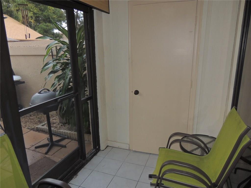 Pines of Oakland Forest W - Residential