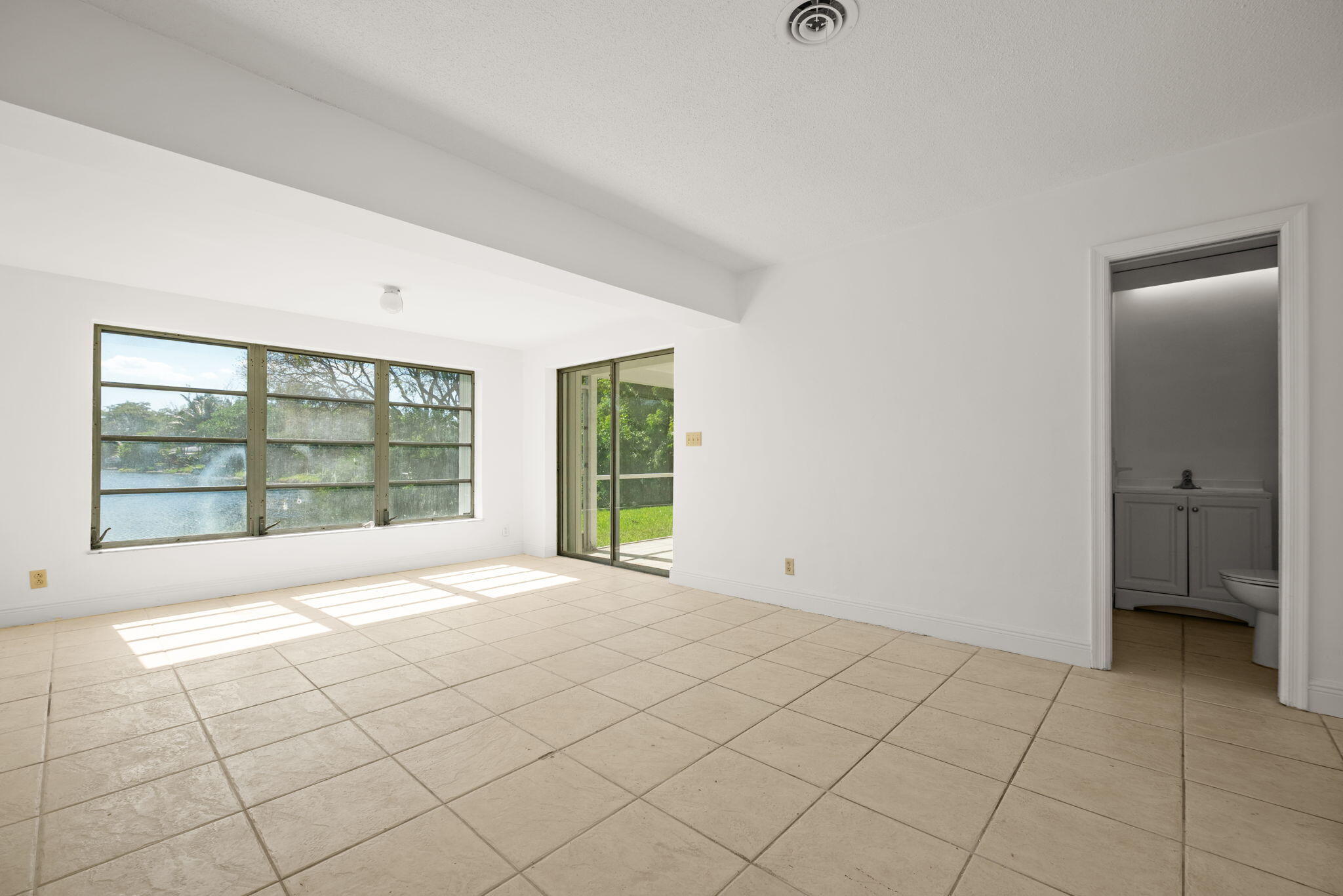 TAMARAC LAKES NORTH - Residential