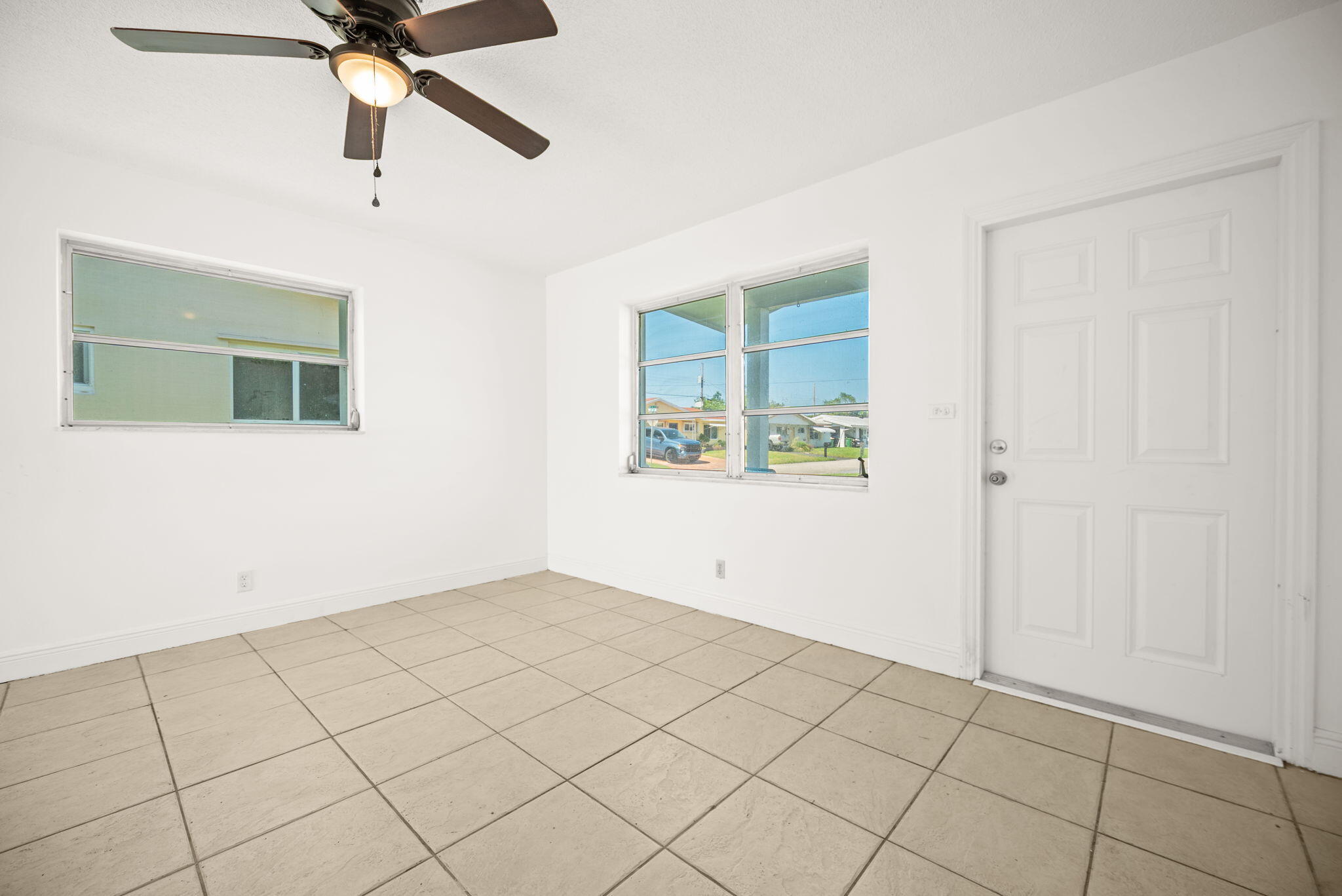 TAMARAC LAKES NORTH - Residential