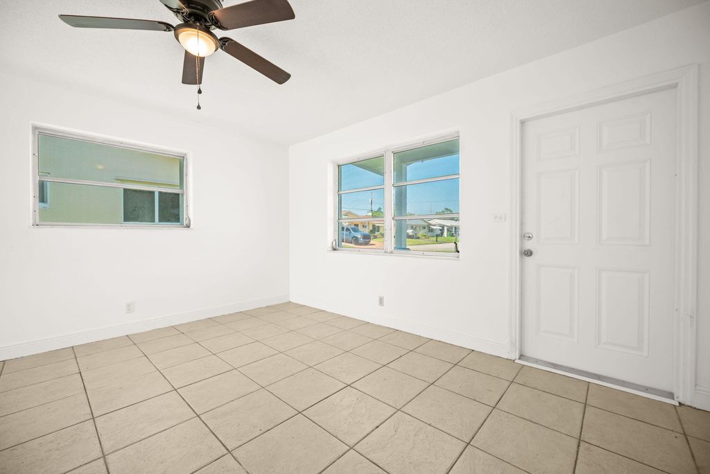 Photo of 5205 NW 28th Avenue, Tamarac, FL 33309 (MLS # B26023790)