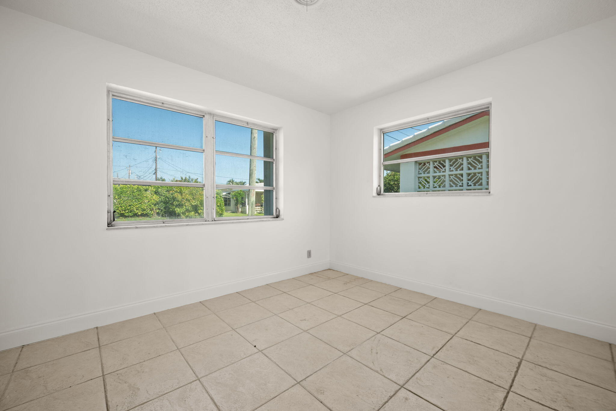 TAMARAC LAKES NORTH - Residential