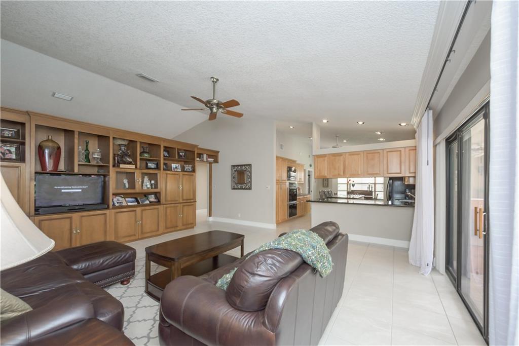 Cypress Glen 104-26 B - Residential