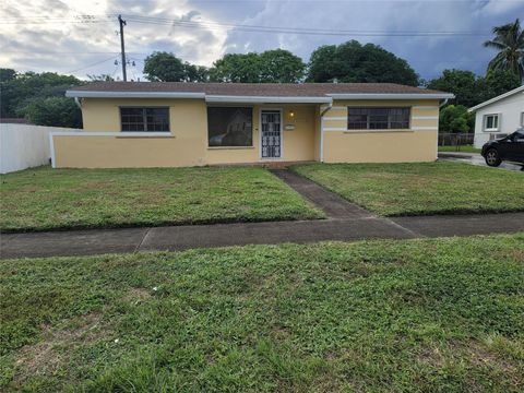 18712 NW 23rd Ct Miami Gardens FL 33056