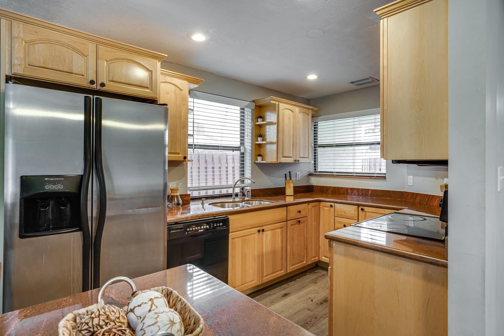 Sunrise 28-42 B - Residential Lease