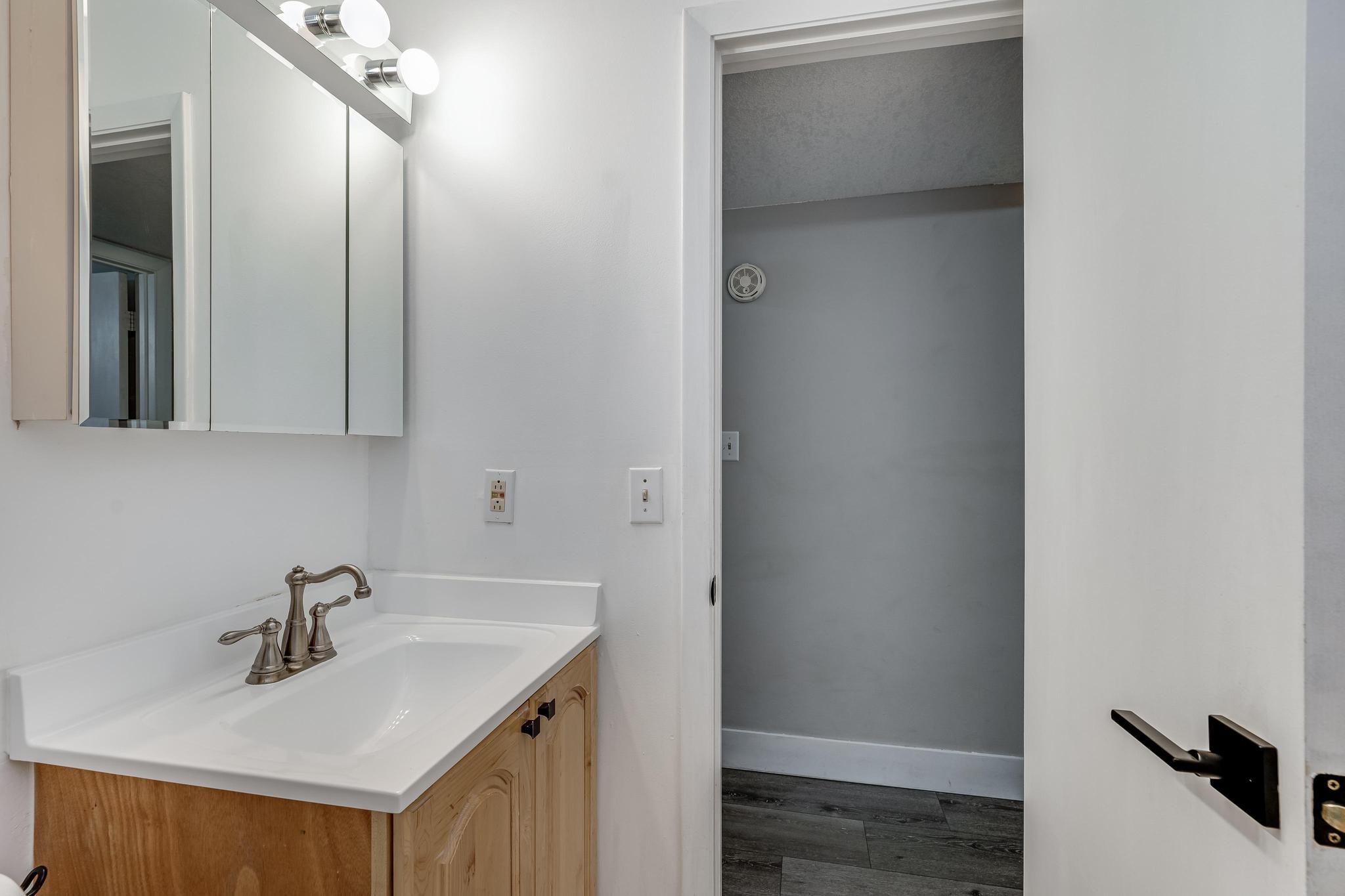 Sunrise 28-42 B - Residential Lease