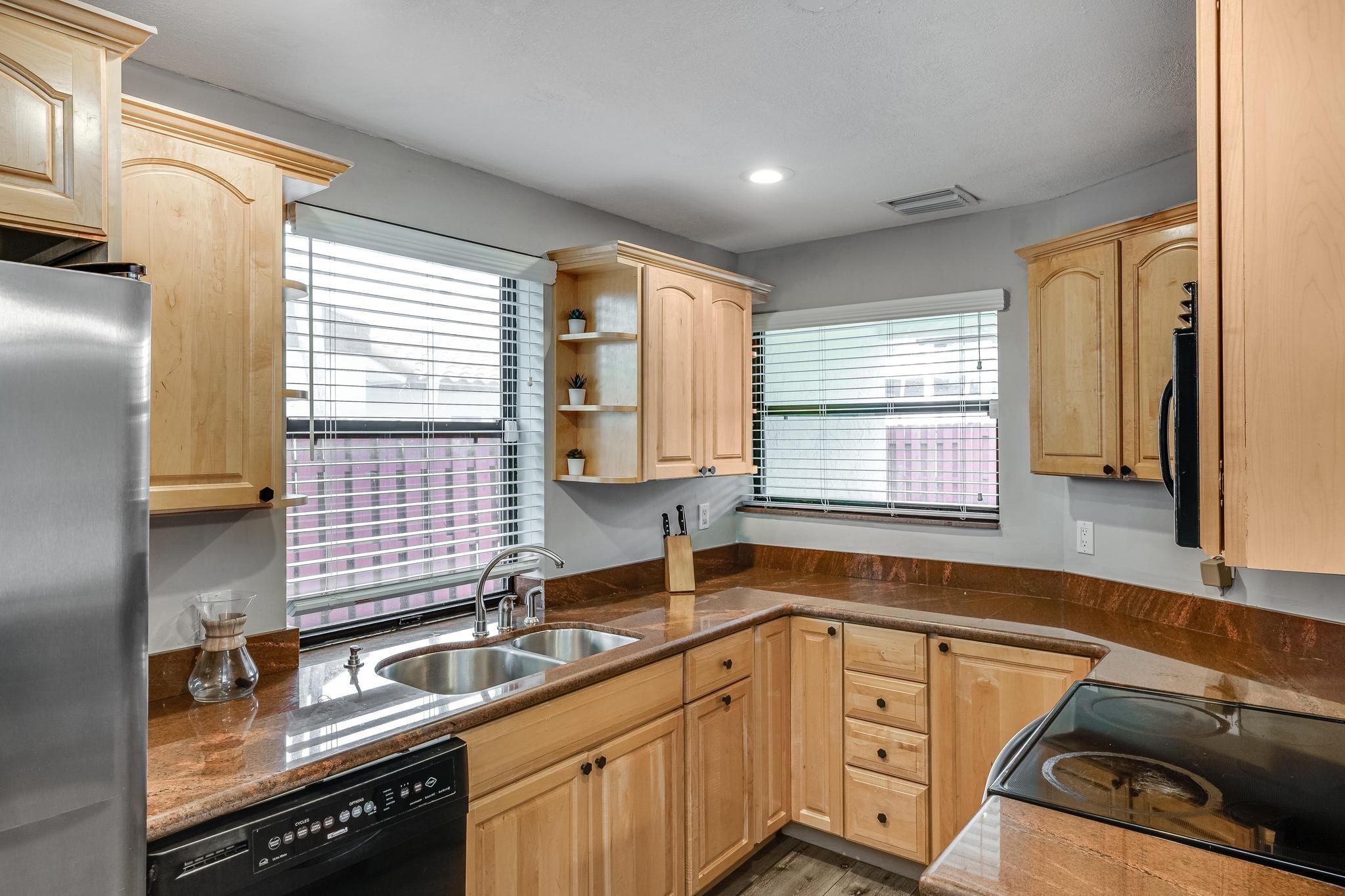 Sunrise 28-42 B - Residential Lease