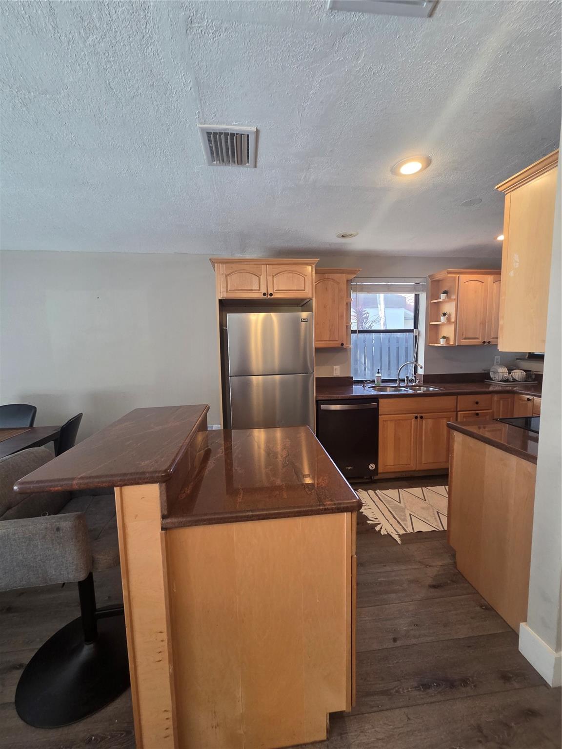 Sunrise 28-42 B - Residential Lease