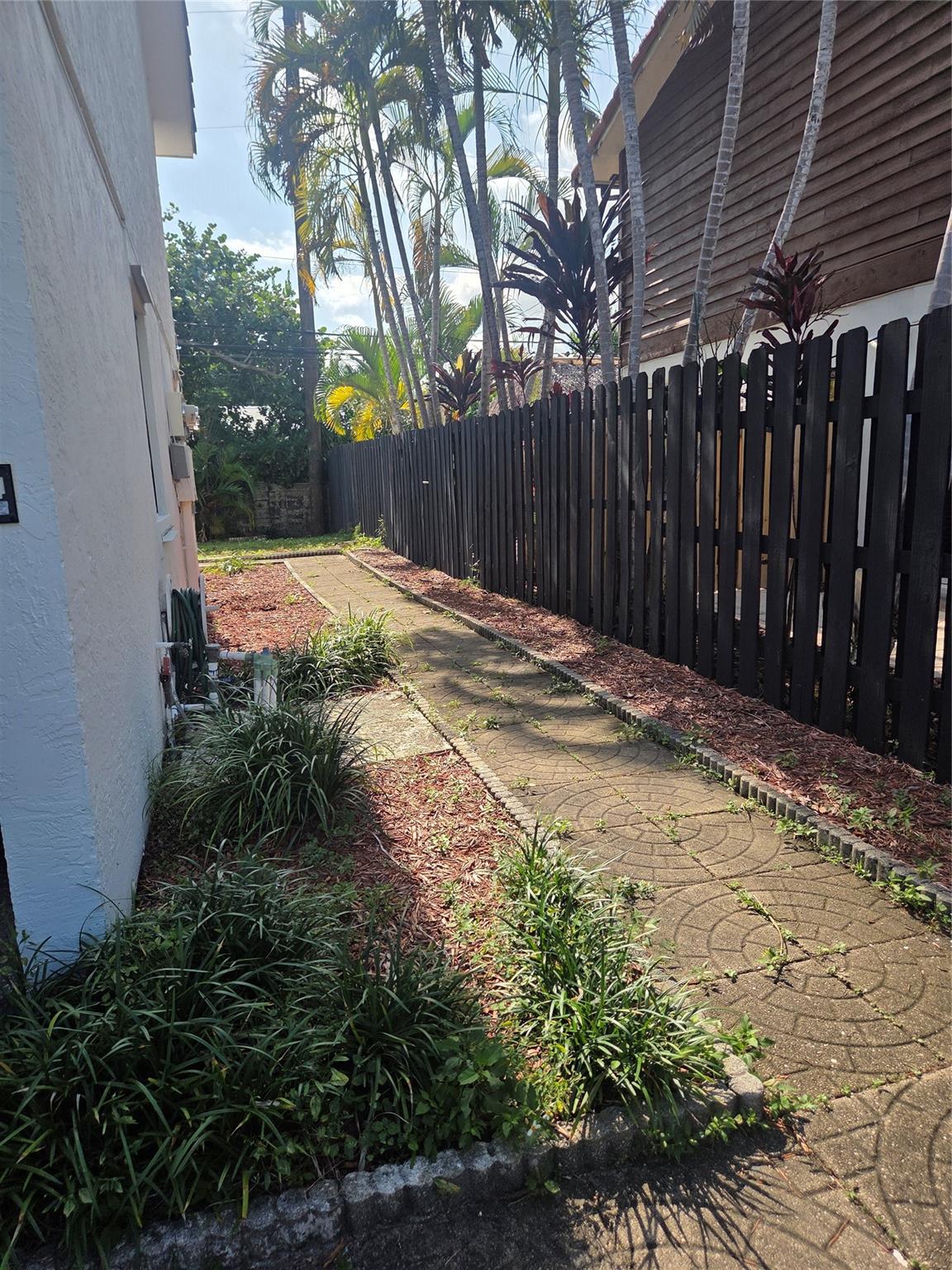 Sunrise 28-42 B - Residential Lease