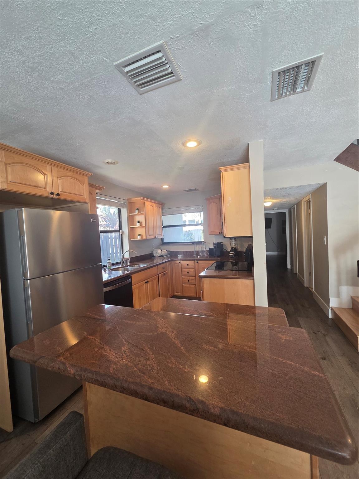 Sunrise 28-42 B - Residential Lease